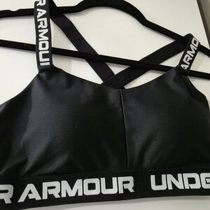 LG Black Sports Bra with Branded Elastic Band and Crisscross Straps